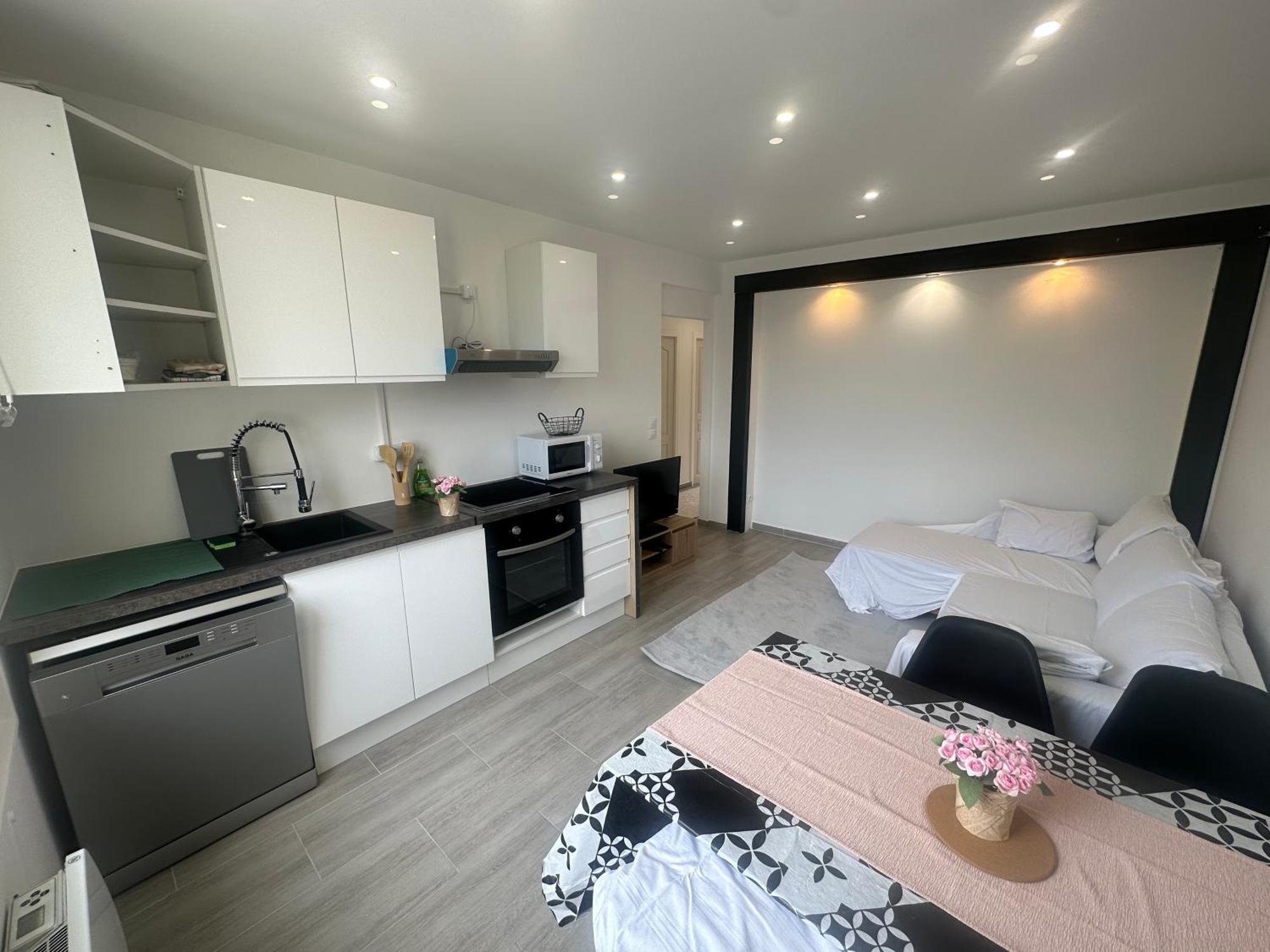 Apartment Rdc Calme, Accessible Et Reposant